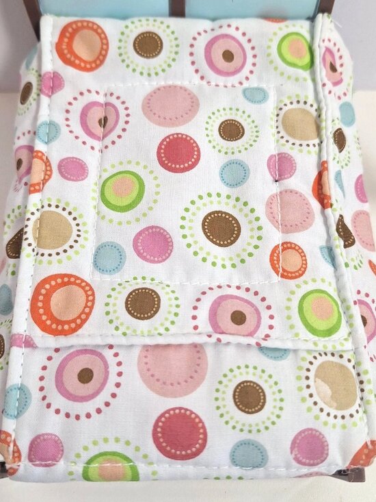 Loving Family Deluxe Parents Bedroom 2007 Bed Pink Robe Furniture Pillows - Picture 7 of 14